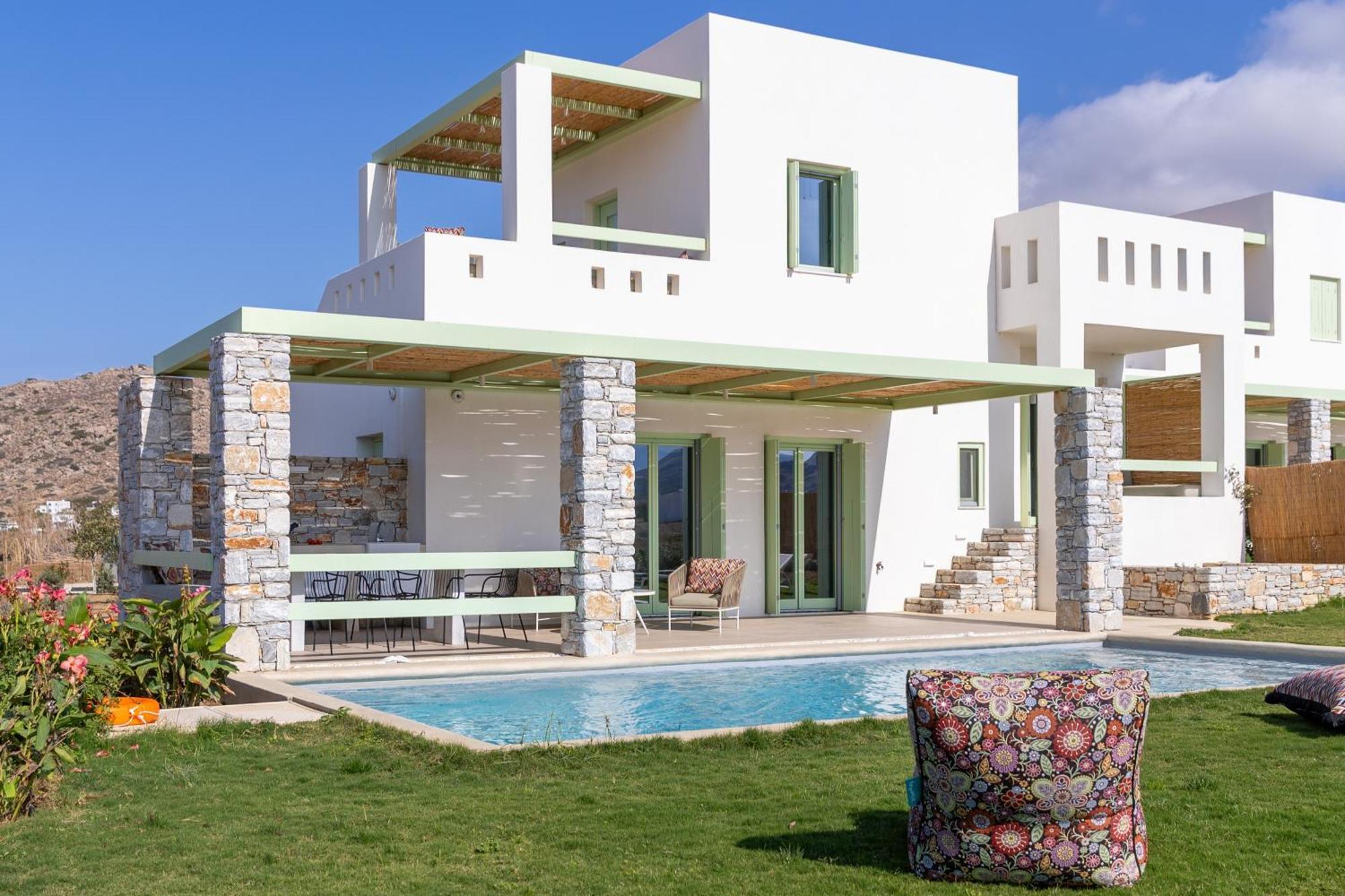 Plioni Villas & Suites Mikri Vigla Quarto foto